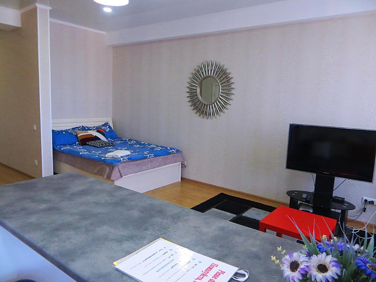 Panoramic Studio Apartments With Mountain Views Bishkek Exteriör bild